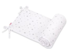 Uniwersalny ochraniacz do łóżeczka - mini gwiazdki szare na białym tle