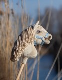 Hobby Horse Mały koń na kiju Premium - cremello A4