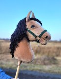 Hobby Horse Duży koń na kiju Premium - maść jelenia A3
