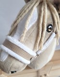 Zestaw do Hobby Horse: kantar A3 z białym futerkiem + uwiąz ze sznurka - biało-beżowy